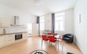 Easy Flat Starhemberg County