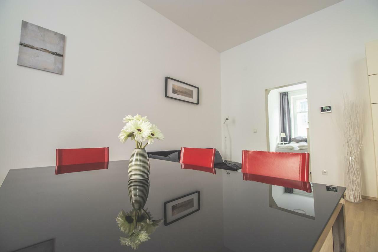 Easy Flat Starhemberg County Appartamento Vienna Esterno foto